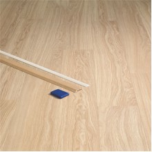 HDF профиль-порог для пола и лестниц Quick-Step Incizo 5 in 1 QSINCP01398 в цвет декора ламината Дуб старый рустик (Old Rustic Oak Planks) LPU1398